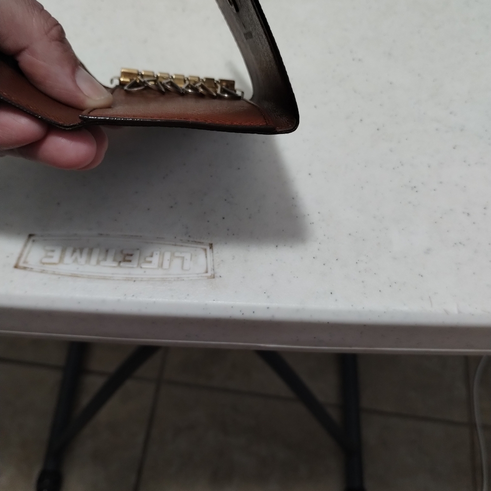 Authentic LV Louis Vuitton Brown Mono Key Holder with All Keys and COA - Picture 14 of 14